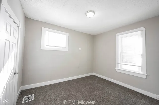 $1,399 | 101 North State Avenue, Indianapolis, IN 46201