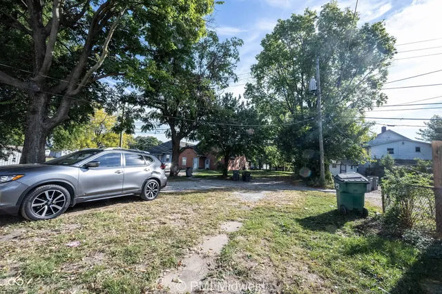 $1,399 | 101 North State Avenue, Indianapolis, IN 46201