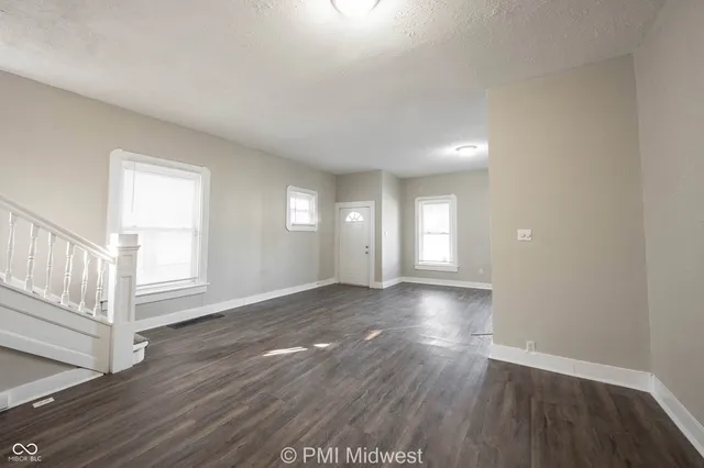 $1,399 | 101 North State Avenue, Indianapolis, IN 46201