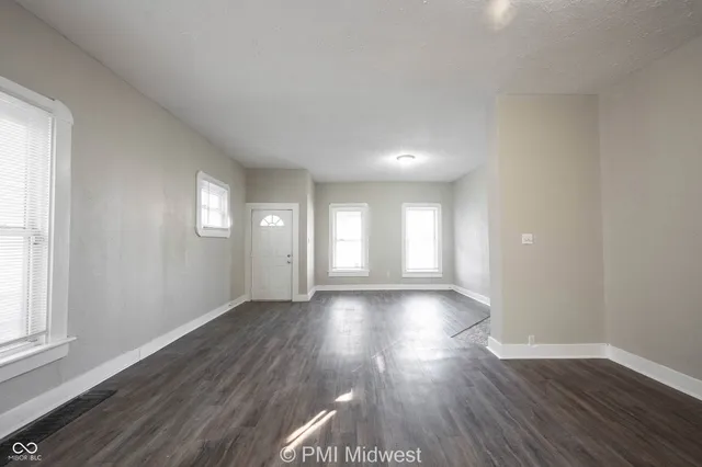 $1,399 | 101 North State Avenue, Indianapolis, IN 46201