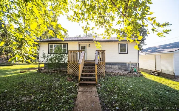 270 County Route, Camdenton, MO 65020