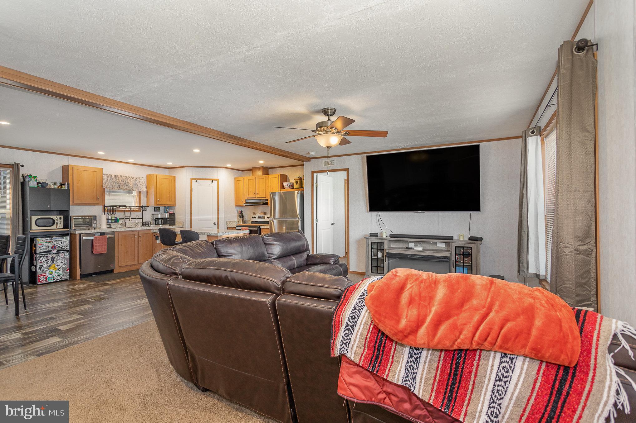 8 Earl Lane Lititz, PA 17543 - Photo 6 of 27