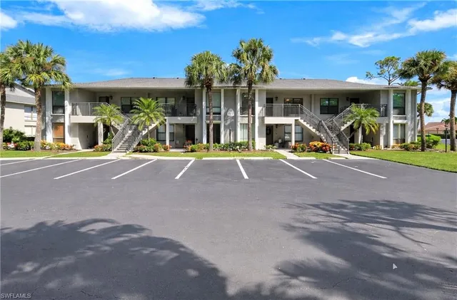 $2,100 | 1228 Commonwealth Circle, Unit O203, Naples, FL 34116