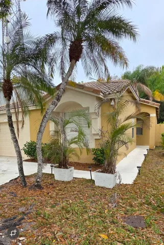 $489,000 | 5852 Eagle Cay Terrace, Pompano Beach, FL 33073
