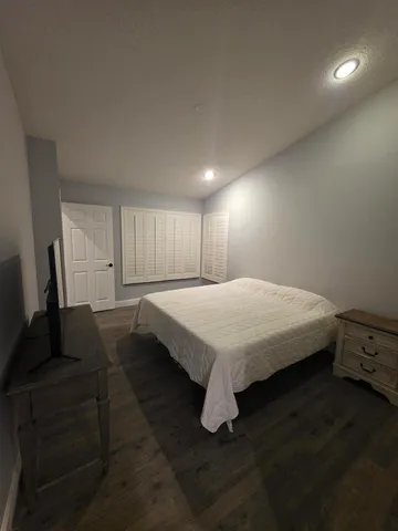 $489,000 | 5852 Eagle Cay Terrace, Pompano Beach, FL 33073