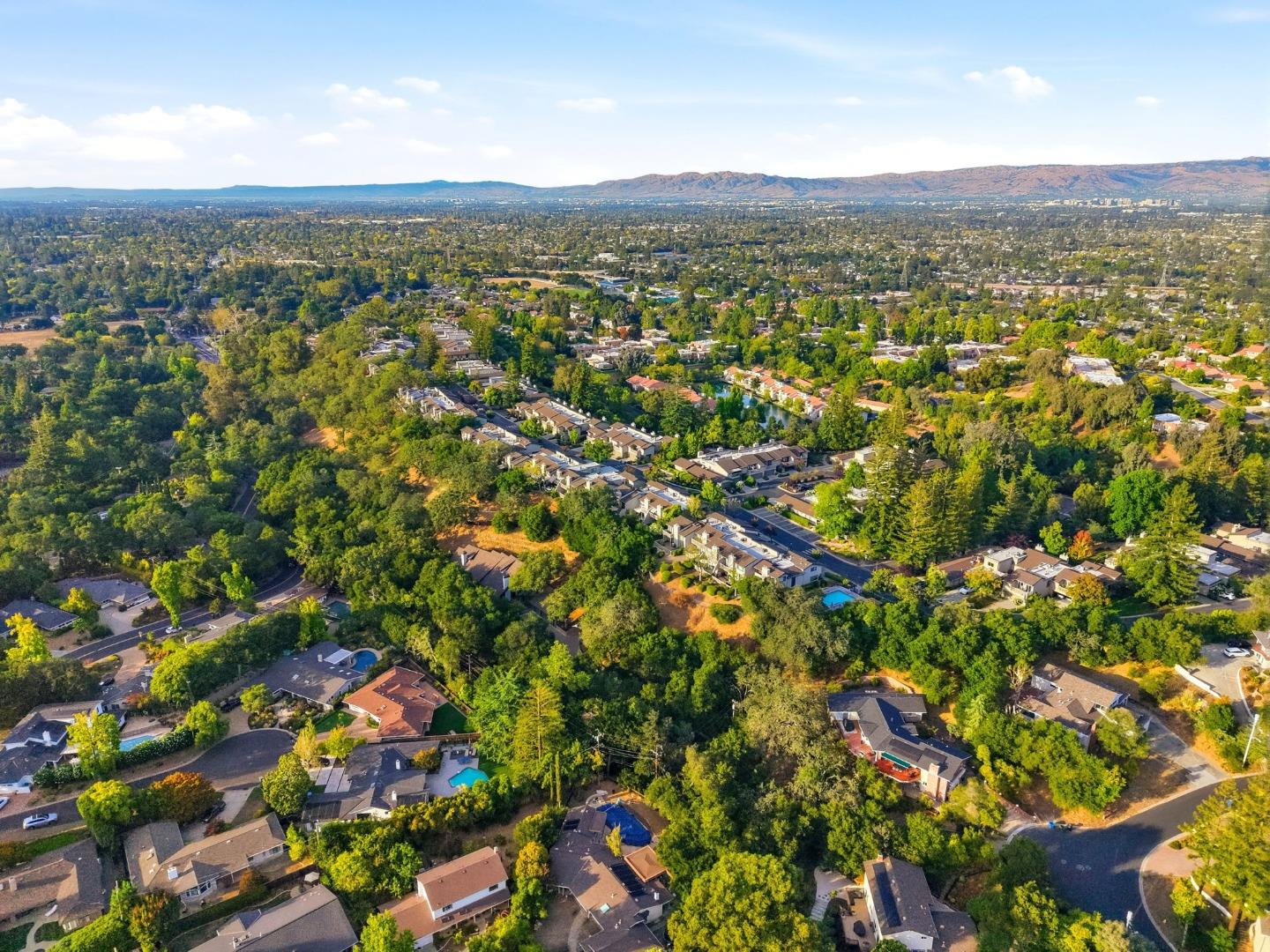 217 Mistletoe Road Los Gatos, CA 95032 - Photo 97 of 126 Gallery Image 97