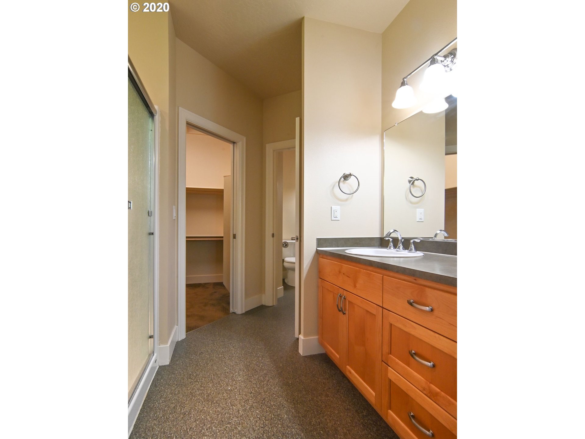 3032 Hendricks Hill Drive Eugene, OR 97403 - Photo 13 of 29