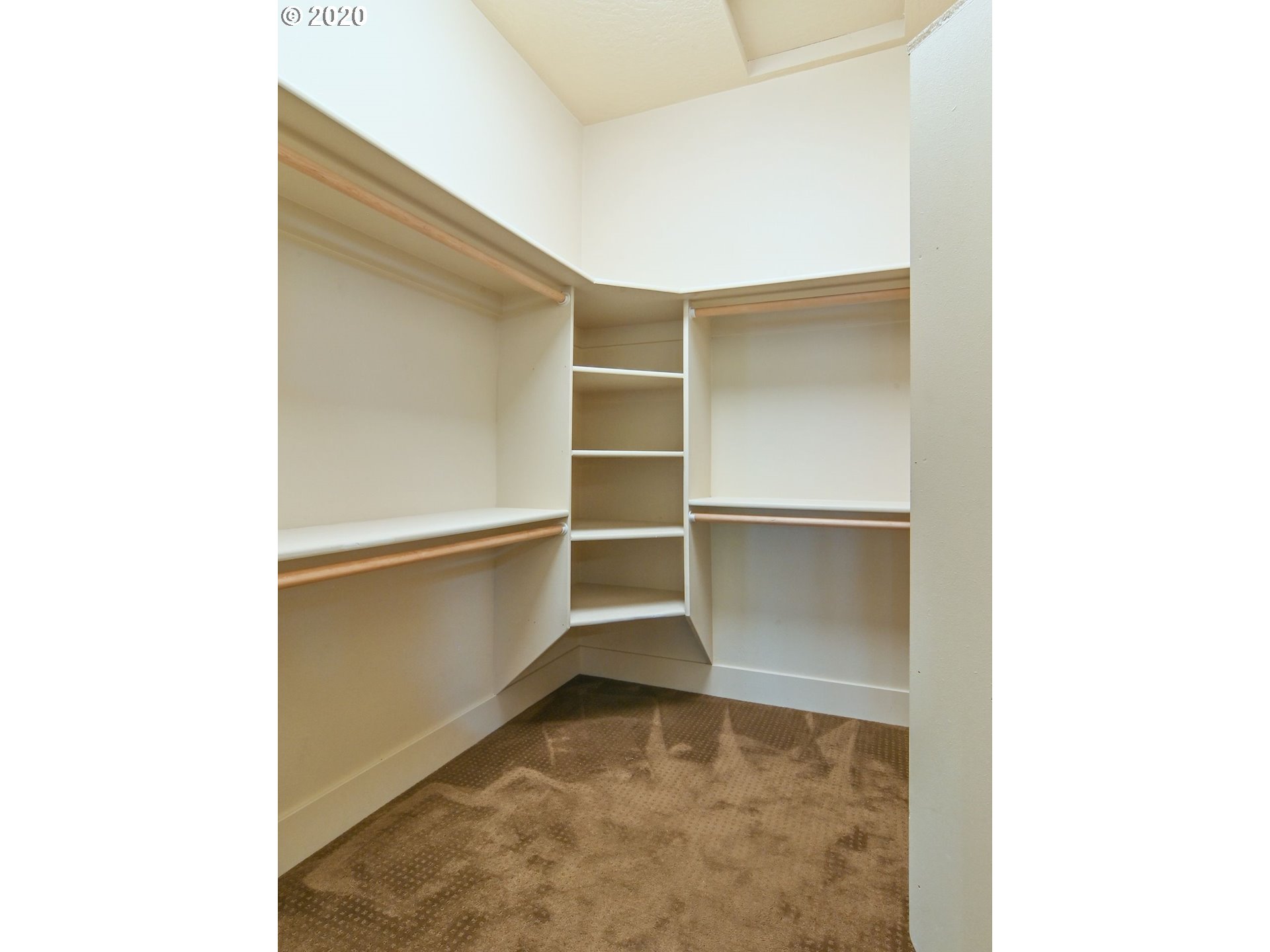 3032 Hendricks Hill Drive Eugene, OR 97403 - Photo 14 of 29