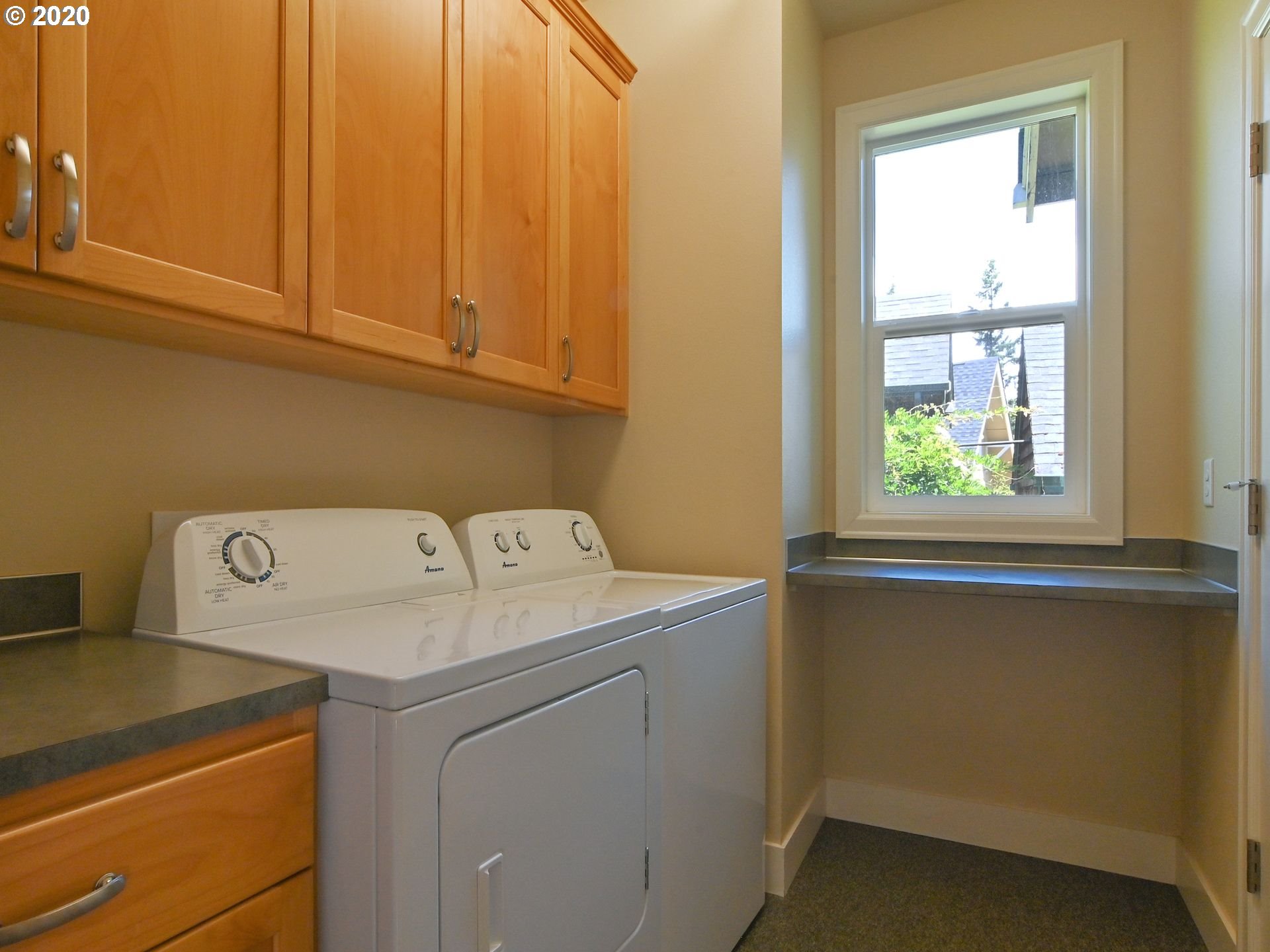 3032 Hendricks Hill Drive Eugene, OR 97403 - Photo 15 of 29