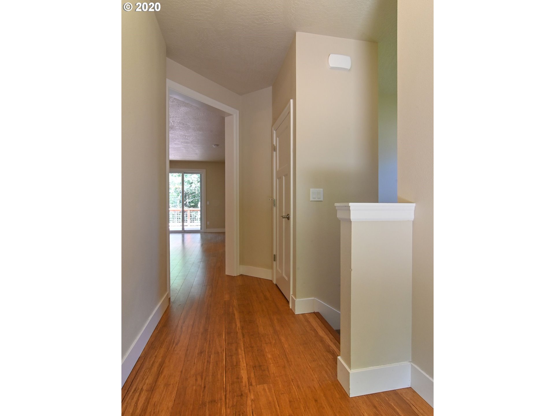 3032 Hendricks Hill Drive Eugene, OR 97403 - Photo 4 of 29