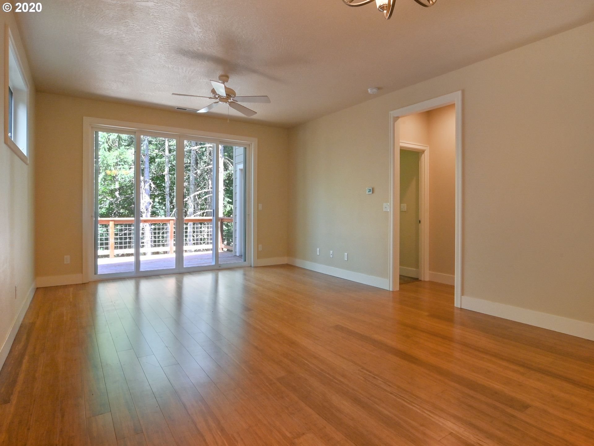 3032 Hendricks Hill Drive Eugene, OR 97403 - Photo 5 of 29