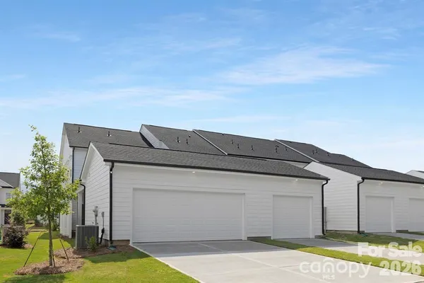 $389,900 | 8127 Jacey Lane, Unit 43, Huntersville, NC 28078