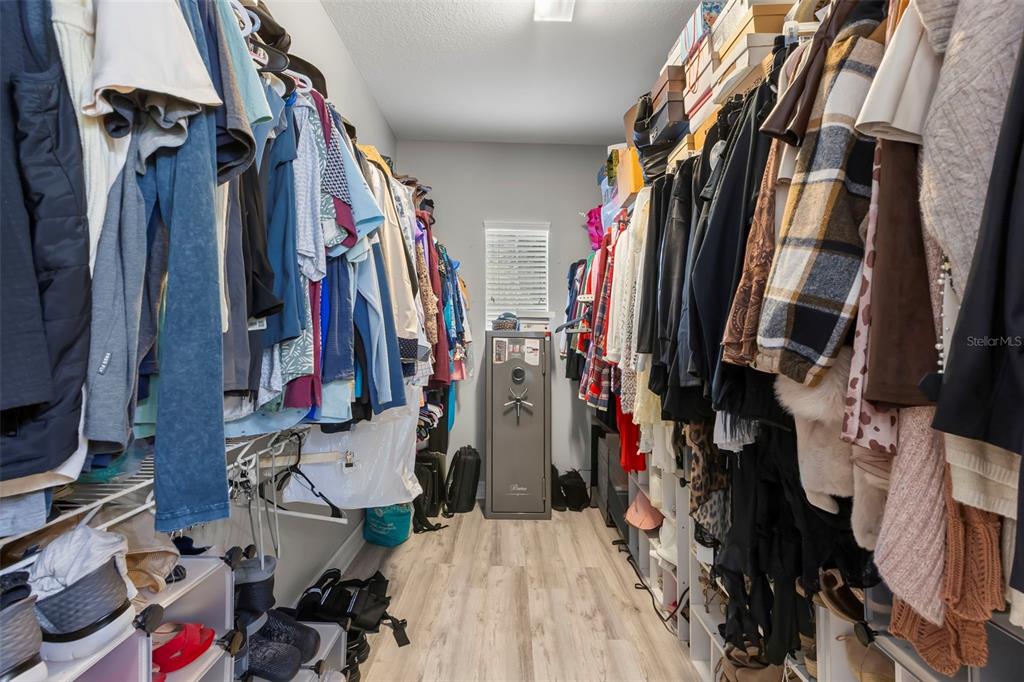 5906 Fishhawk Crossing Boulevard Lithia, FL 33547 - Photo 34 of 88