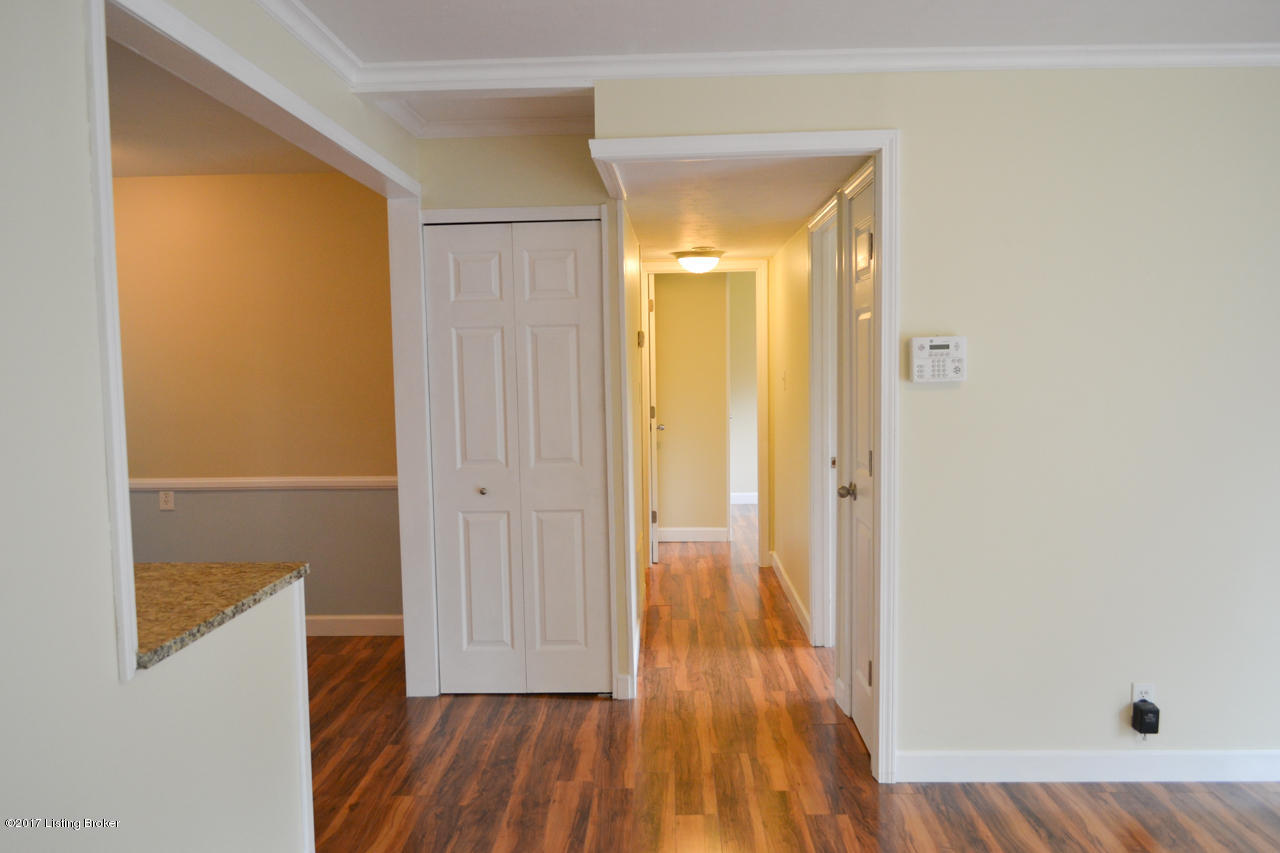 5311 Rural Way Louisville, KY 40218 - Photo 6 of 13 HallWay