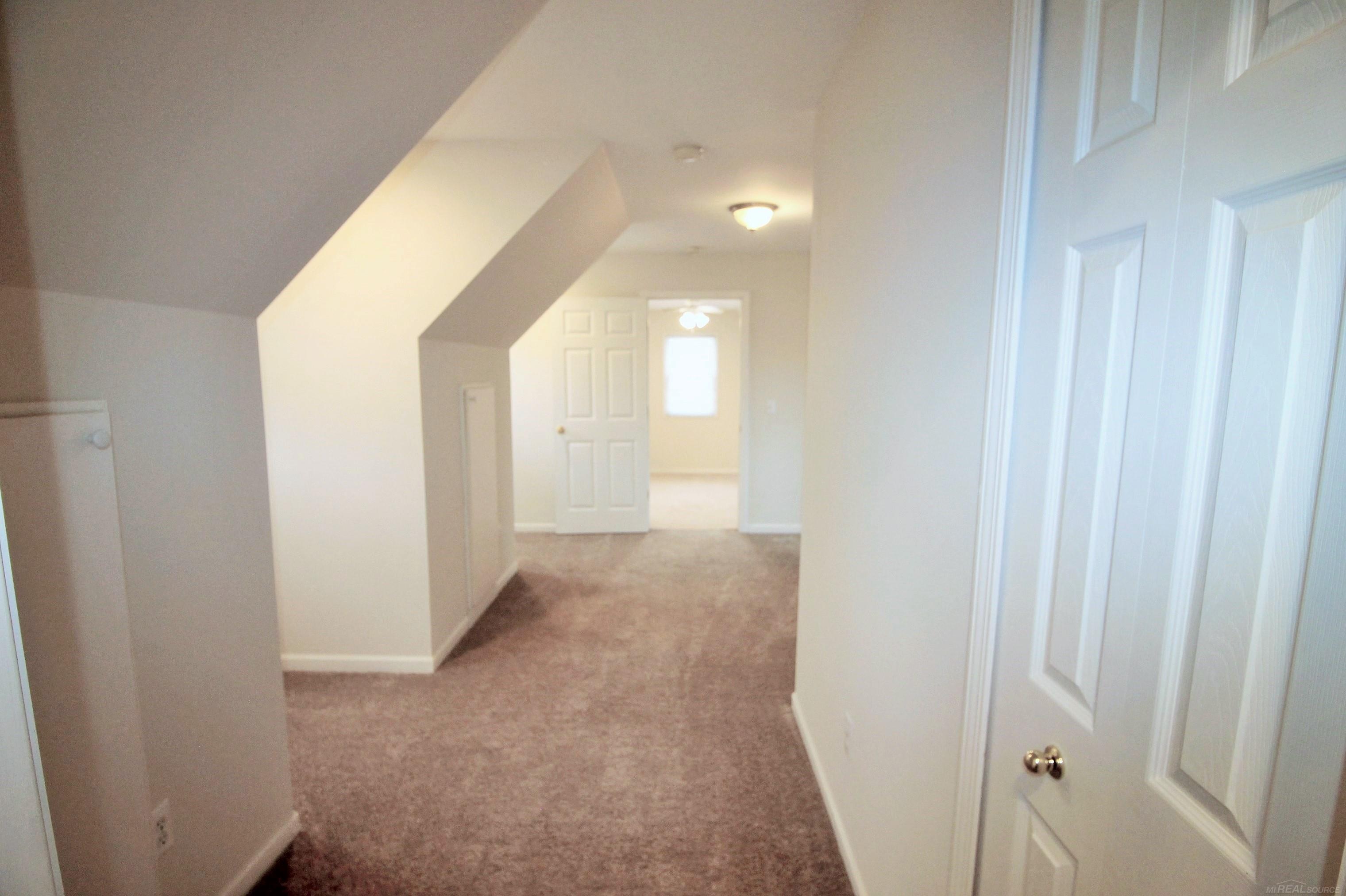 1424 Torrey Road Grosse Pointe Woods, MI 48236 - Photo 37 of 54