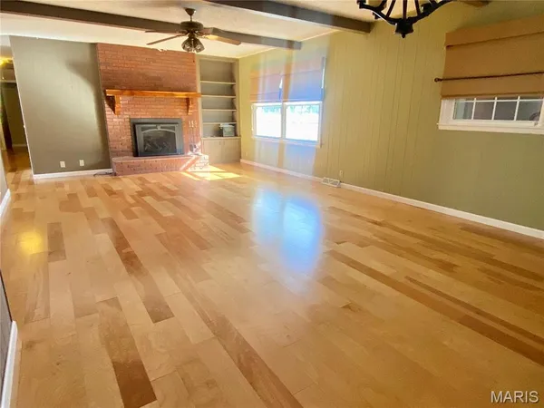 $205,000 | 1001 East Commercial Street, Charleston, MO 63834