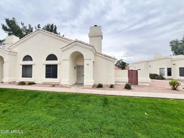 $1,650 | 2100 West Lemon Tree Place, Unit 25, Chandler, AZ 85224