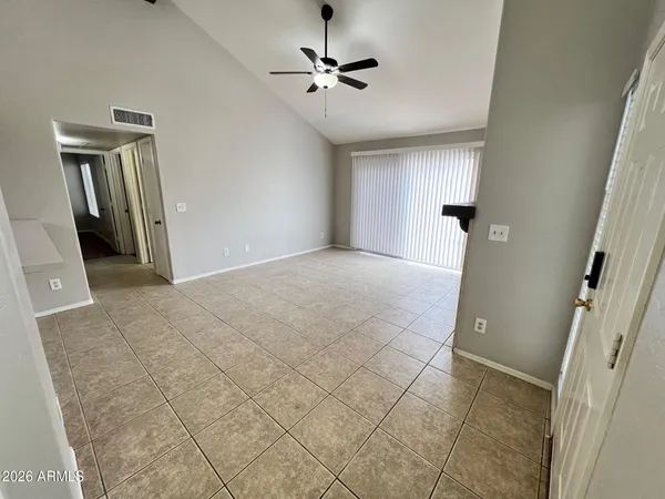 $1,650 | 2100 West Lemon Tree Place, Unit 25, Chandler, AZ 85224