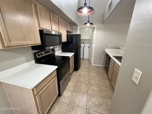$1,650 | 2100 West Lemon Tree Place, Unit 25, Chandler, AZ 85224