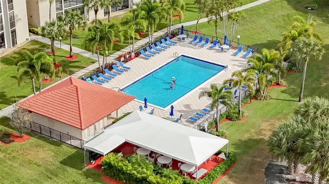 $199,000 | 3591 Environ Boulevard, Unit 401A, Fort Lauderdale, FL 33319