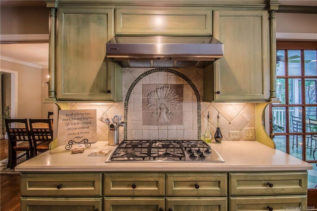 1832 Carmel Ridge Road Charlotte, NC 28226 - Photo 4 of 24 Gallery Image 4