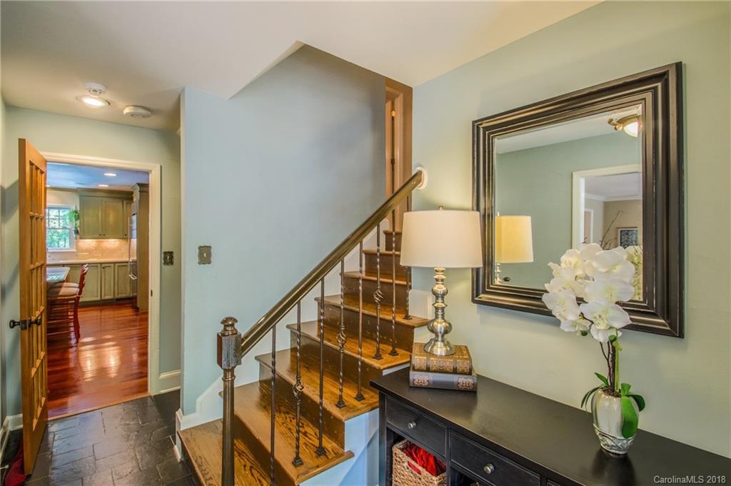 1832 Carmel Ridge Road Charlotte, NC 28226 - Photo 6 of 24 Gallery Image 6