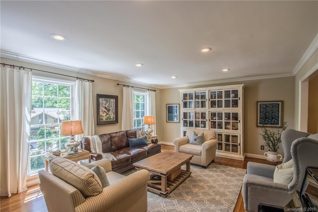 1832 Carmel Ridge Road Charlotte, NC 28226 - Photo 7 of 24 Gallery Image 7