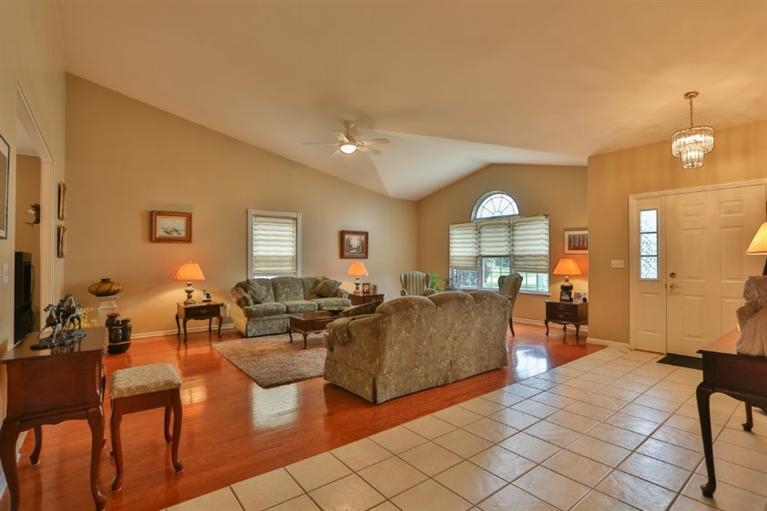 1347 Madison Street Crown Point, IN 46307 - Photo 3 of 10 767x511
