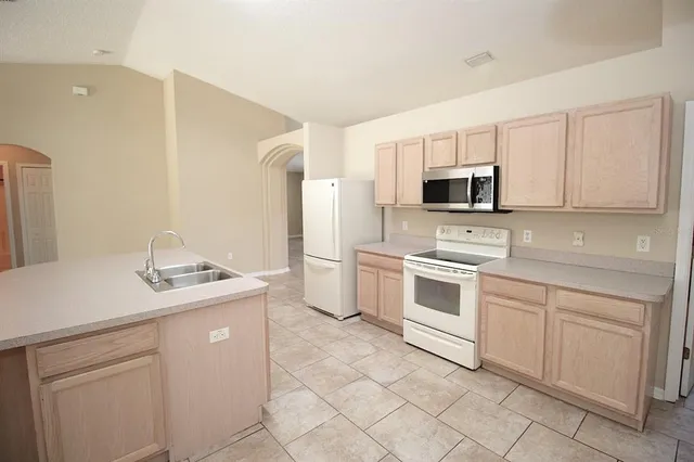 $1,825 | 32 Ryding Lane, Palm Coast, FL 32164