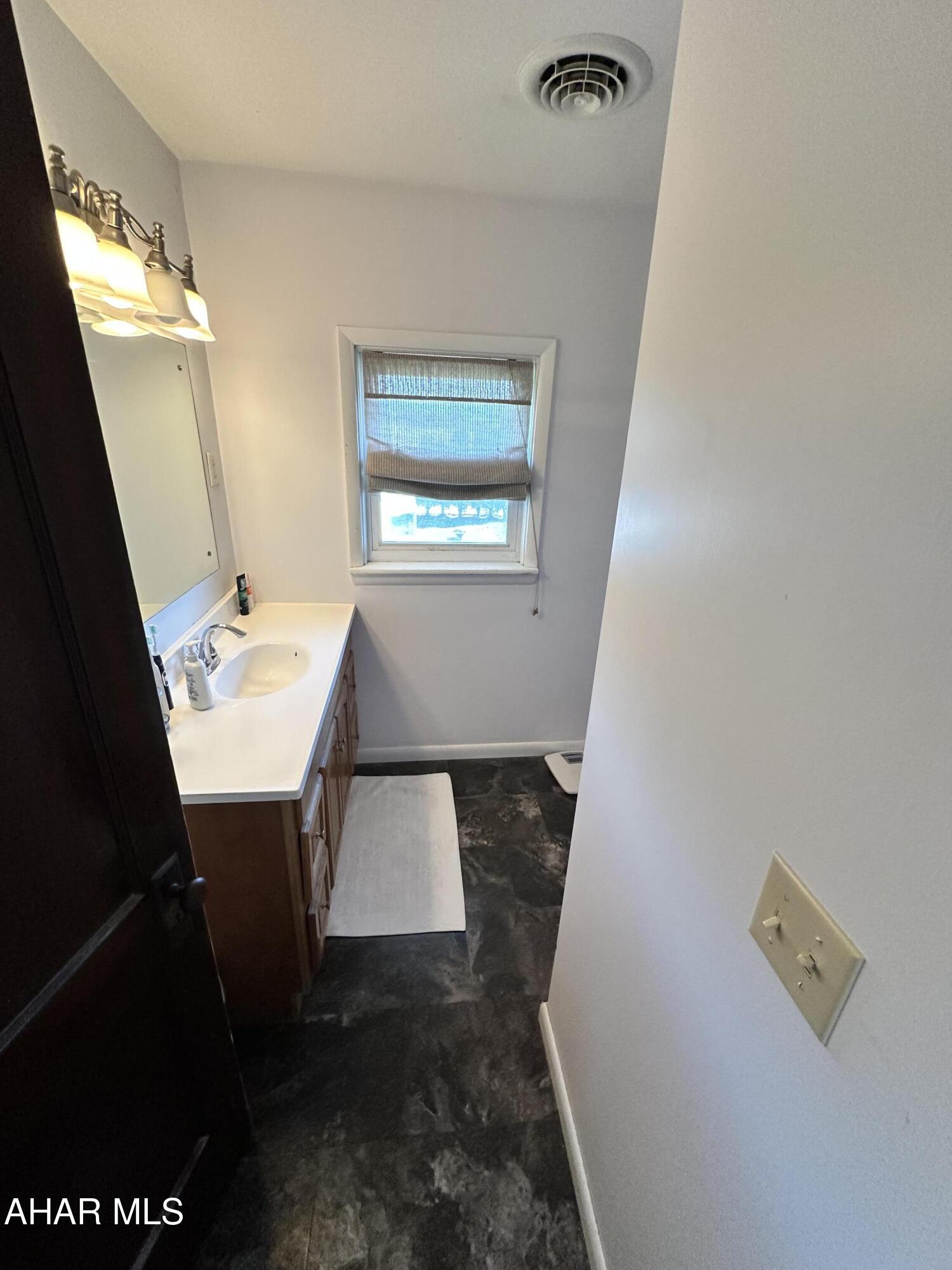 604 Walnut Street Roaring Spring, PA 16673 - Photo 24 of 32