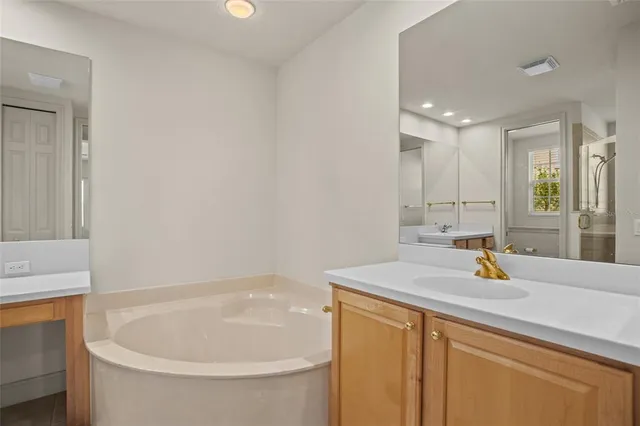 $399,499 | 26207 Avenida Las Colinas, Howey-in-the-Hills, FL 34737