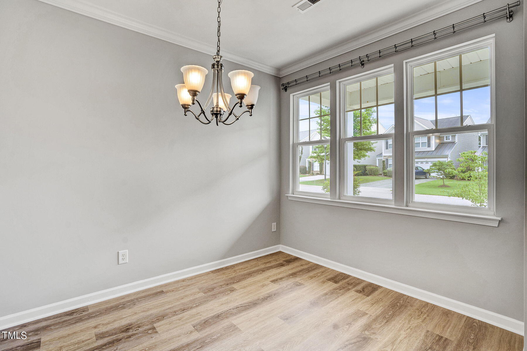 7605 Cagle Drive Raleigh, NC 27617 - Photo 7 of 30 DiningII CagleDr