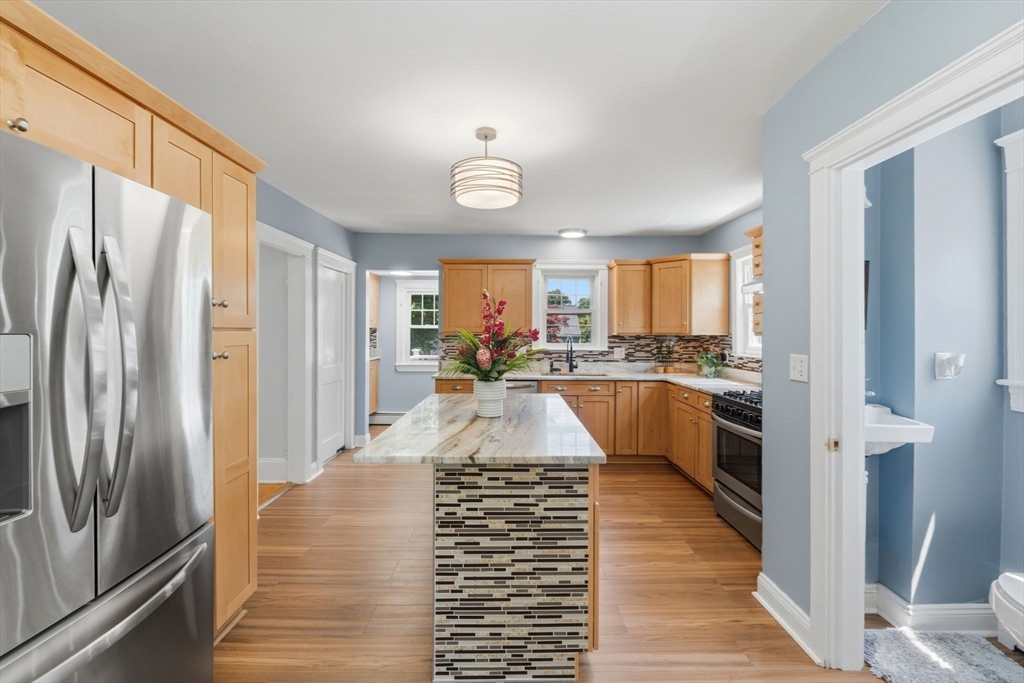 101 Bay State Road Worcester, MA 01606 - Photo 14 of 35