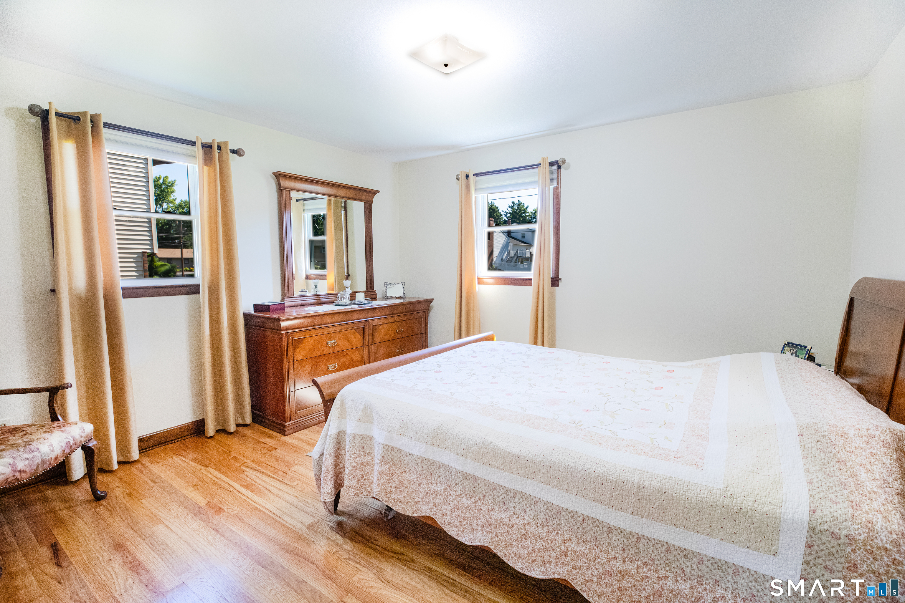 17 School House Road Newington, CT 06111 - Photo 11 of 25
