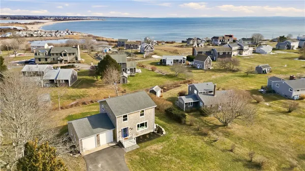 $1,295,000 | 30 Indian Road, Little Compton, RI 02837
