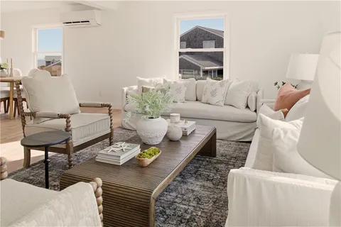 $1,295,000 | 30 Indian Road, Little Compton, RI 02837