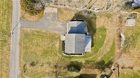 $1,295,000 | 30 Indian Road, Little Compton, RI 02837