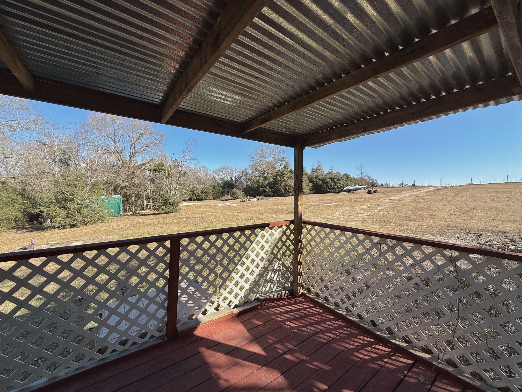 20197 Interstate 45 Buffalo, TX 75831 - Photo 4 of 30 a view of a roof deck