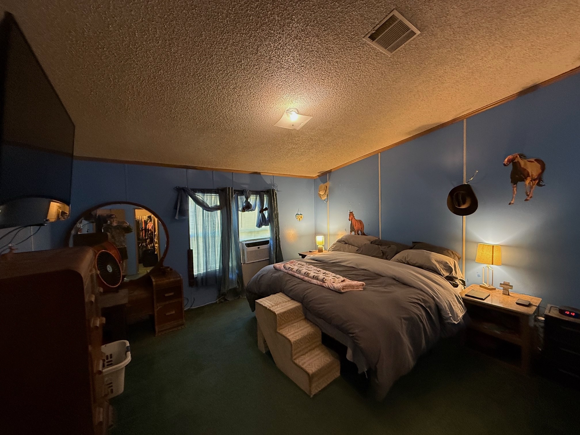 20197 Interstate 45 Buffalo, TX 75831 - Photo 10 of 30 a bedroom with a bed and a walk in closet