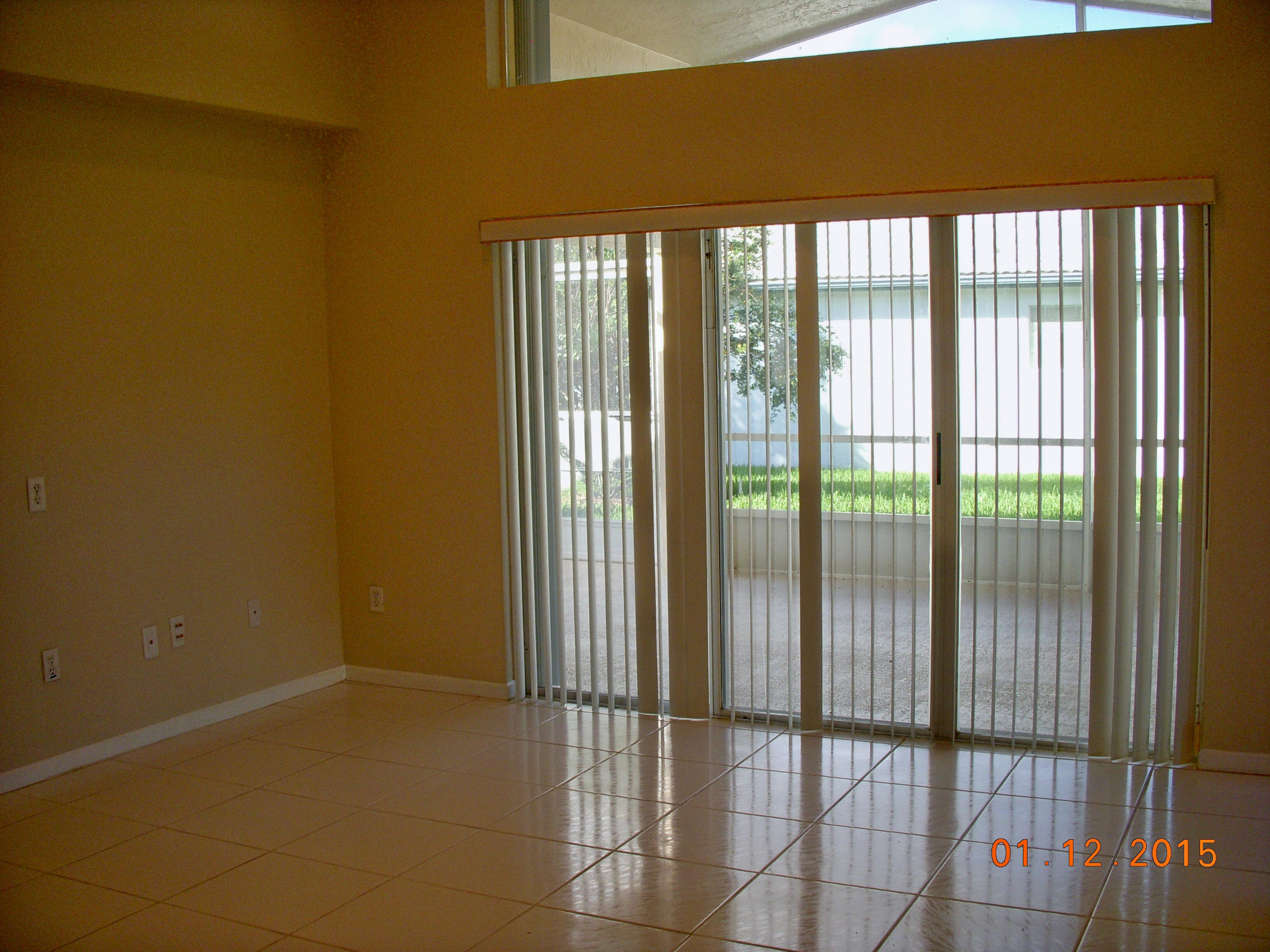 22887 Royal Crown Terrace Boca Raton, FL 33433 - Photo 4 of 32 DSCN2237