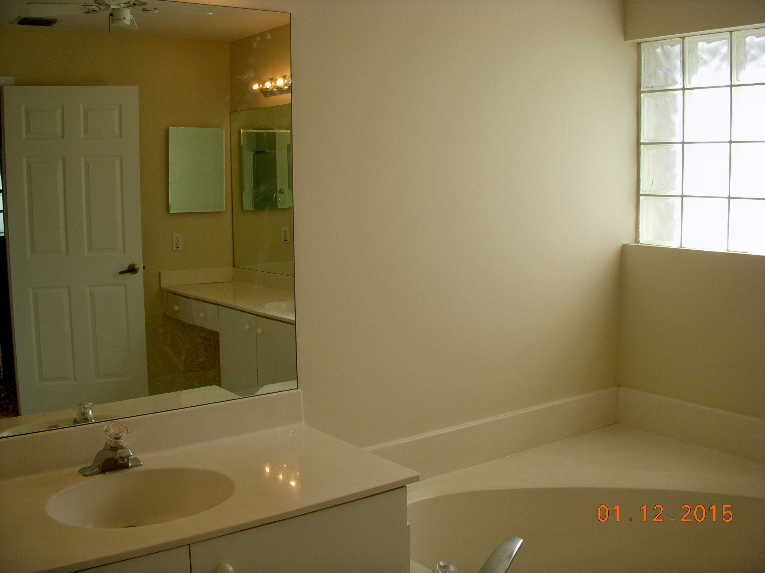 22887 Royal Crown Terrace Boca Raton, FL 33433 - Photo 9 of 32 DSCN2246