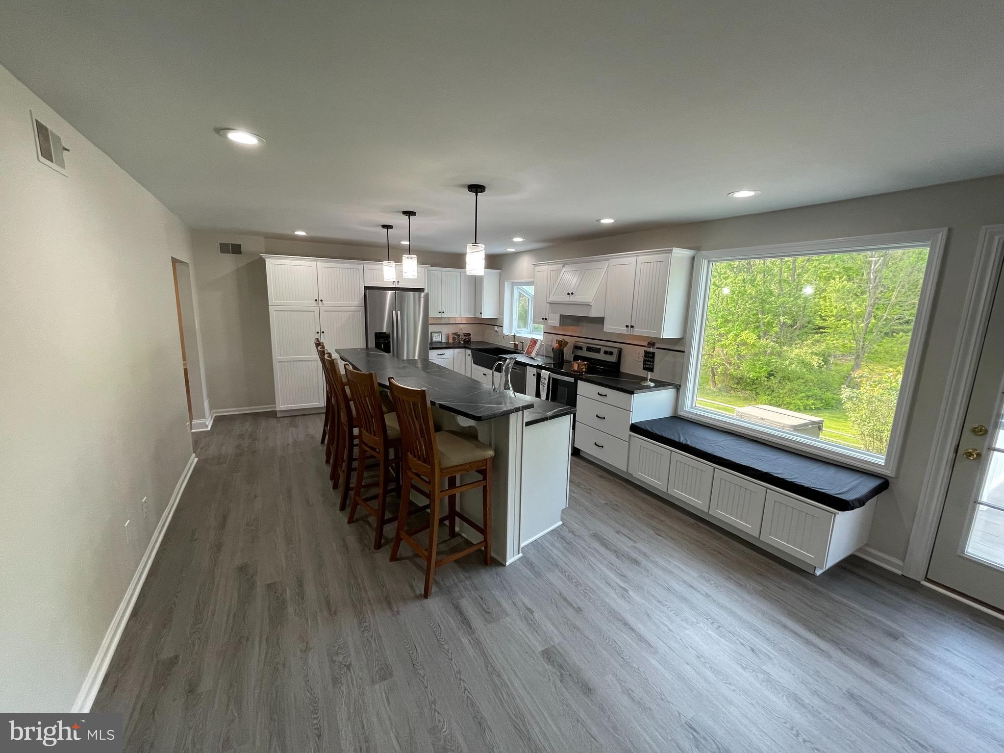 953 Crest Road Lansdale, PA 19446 - Photo 13 of 61 Huge Gourmet Kitchen