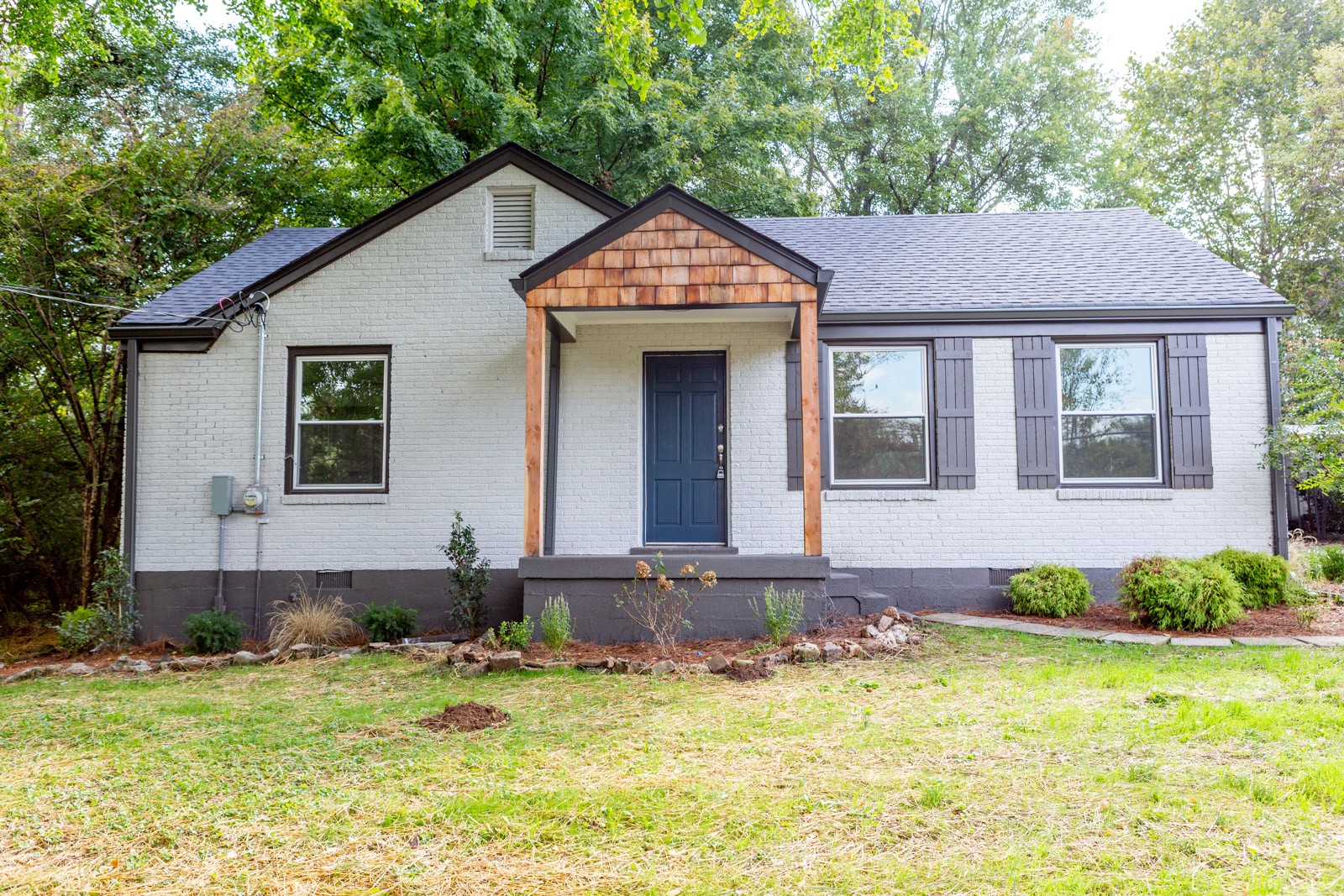2302 Porter Road Nashville, TN 37206 - Photo 1 of 11 Gallery Image 1