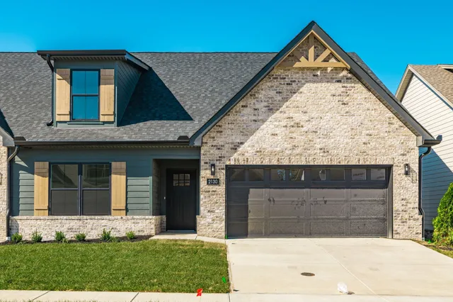 $379,999 | 2130 Rylee Way, Greenbrier, TN 37073