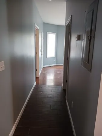 $1,850 | 202 Hope Street, Unit 3, Fall River, MA 02721