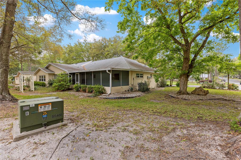 8420 Southwest 92 Street, Unit A Ocala, FL 34481 - Photo 11 of 46