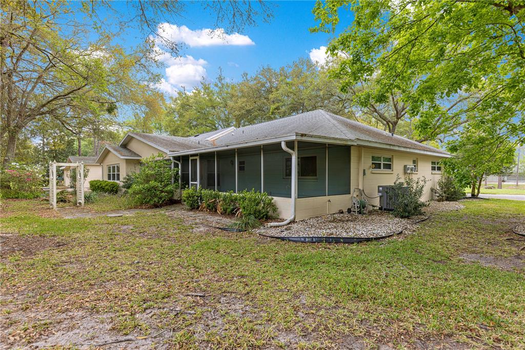 8420 Southwest 92 Street, Unit A Ocala, FL 34481 - Photo 12 of 46