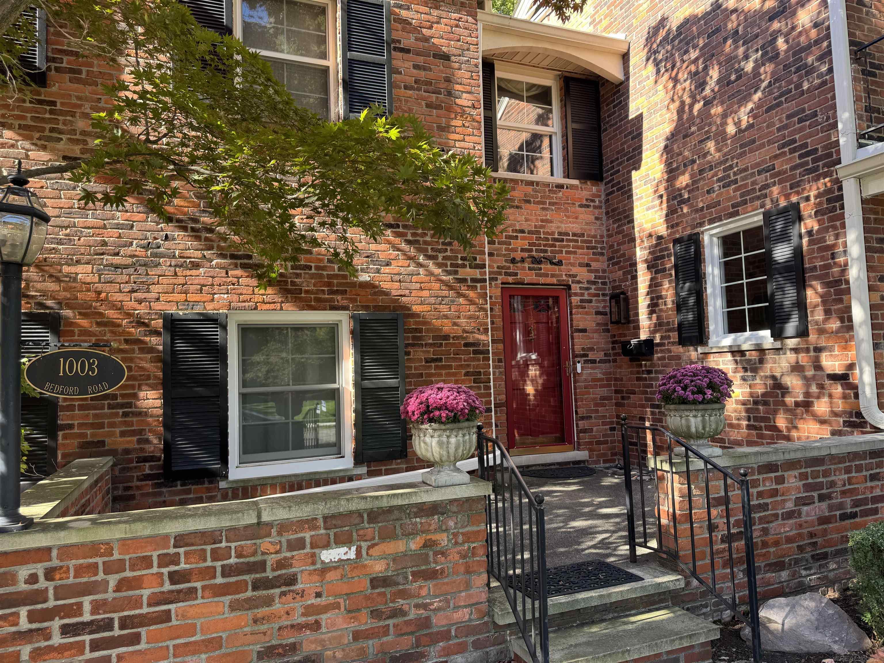 1003 Bedford Road Grosse Pointe Park, MI 48230 - Photo 9 of 70