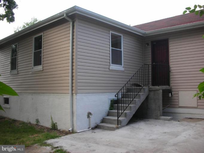5109 Addison Road Capitol Heights, MD 20743 - Photo 28 of 29 Exterior (Rear)