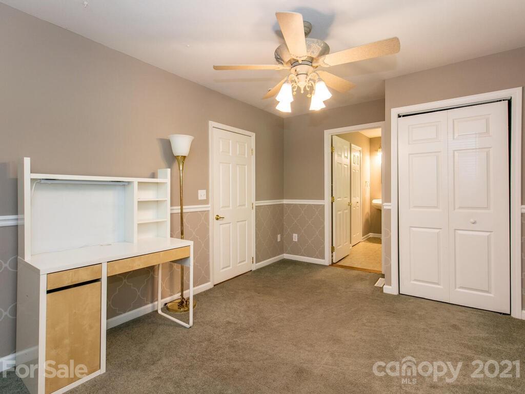 3260 Windswept Ridge Road Marshall, NC 28753 - Photo 18 of 36 Gallery Image 18
